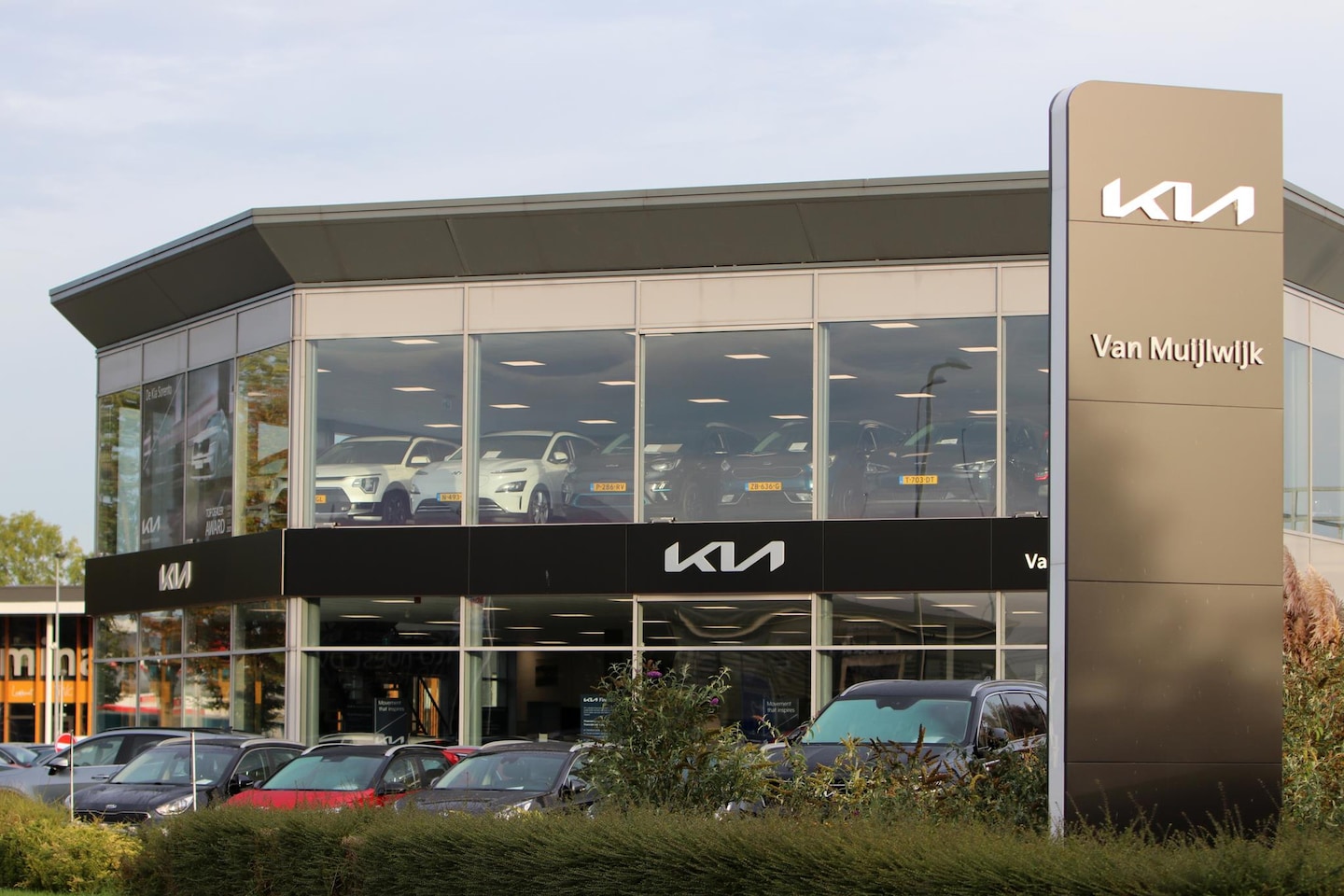 Kia Picanto - 1.0 Design Edition 11-2018 | Brownpack interieur | Privacyglass | Clima | Cruise | Navi | - AutoWereld.nl