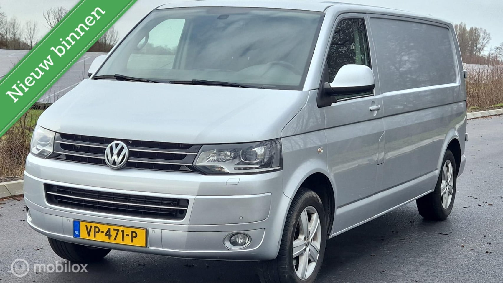 Volkswagen Transporter - 2.0TDI L2H1 AUTOM. AIRCO LUCHTVERING - AutoWereld.nl