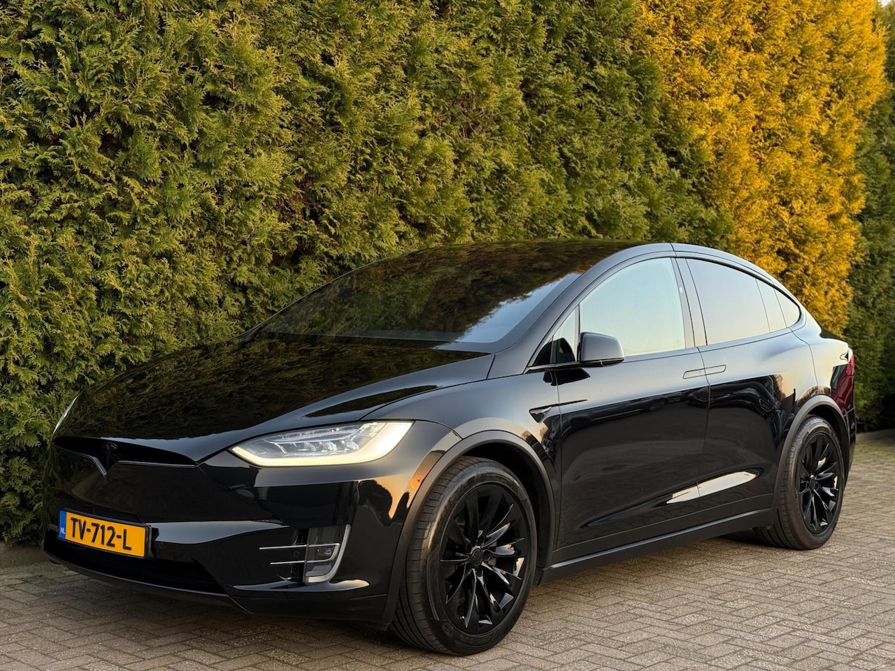 Tesla Model X - 75D Base Auto Pilot Trekhaak Black Pack - AutoWereld.nl
