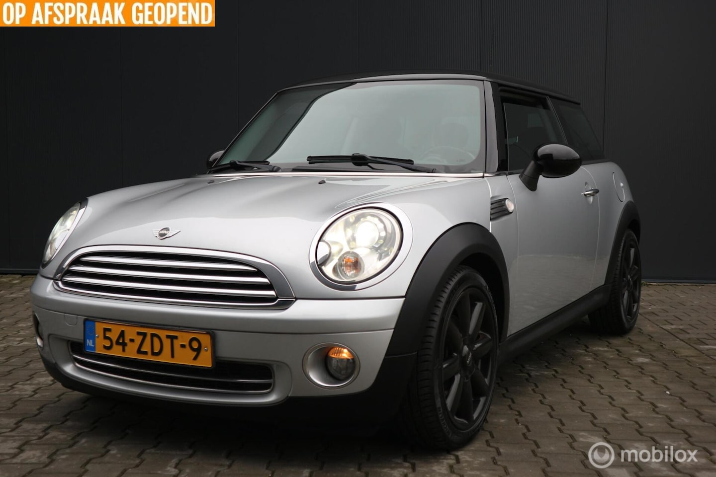 MINI Cooper - Mini 1.6 XENON/SPORTVELGEN/AIRCO - AutoWereld.nl