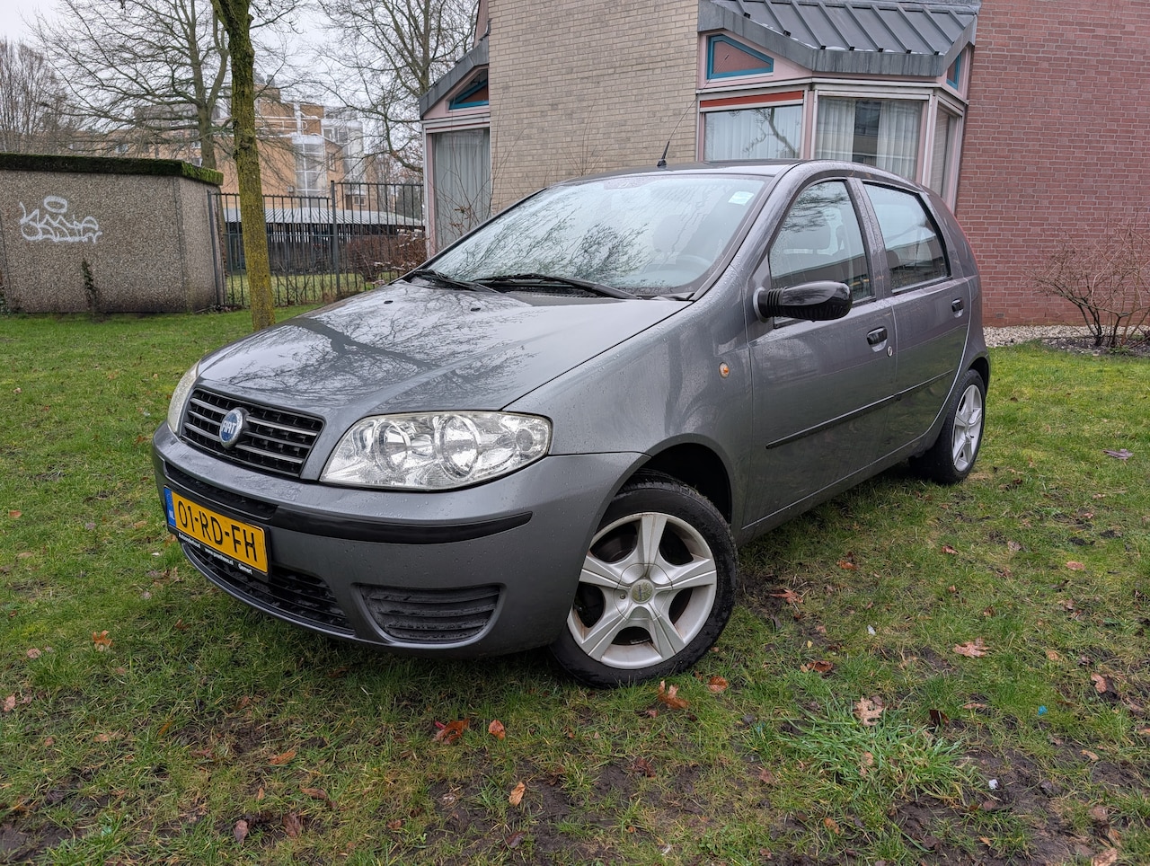 Fiat Punto - 1.2 Young - AutoWereld.nl