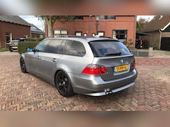 BMW 5-serie Touring - 525i Auto verkeert in nieuwstaat    . INRUIL MOGELIJK