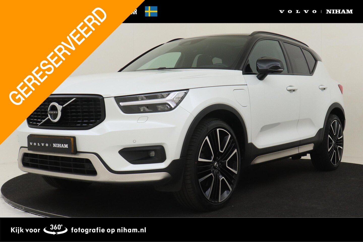 Volvo XC40 - T5 RECHARGE R-DESIGN -PANO.DAK|HARMAN/KARDON|POWER-SEATS|360°CAM|ADAP.LED|TREKHAAK|21" - AutoWereld.nl