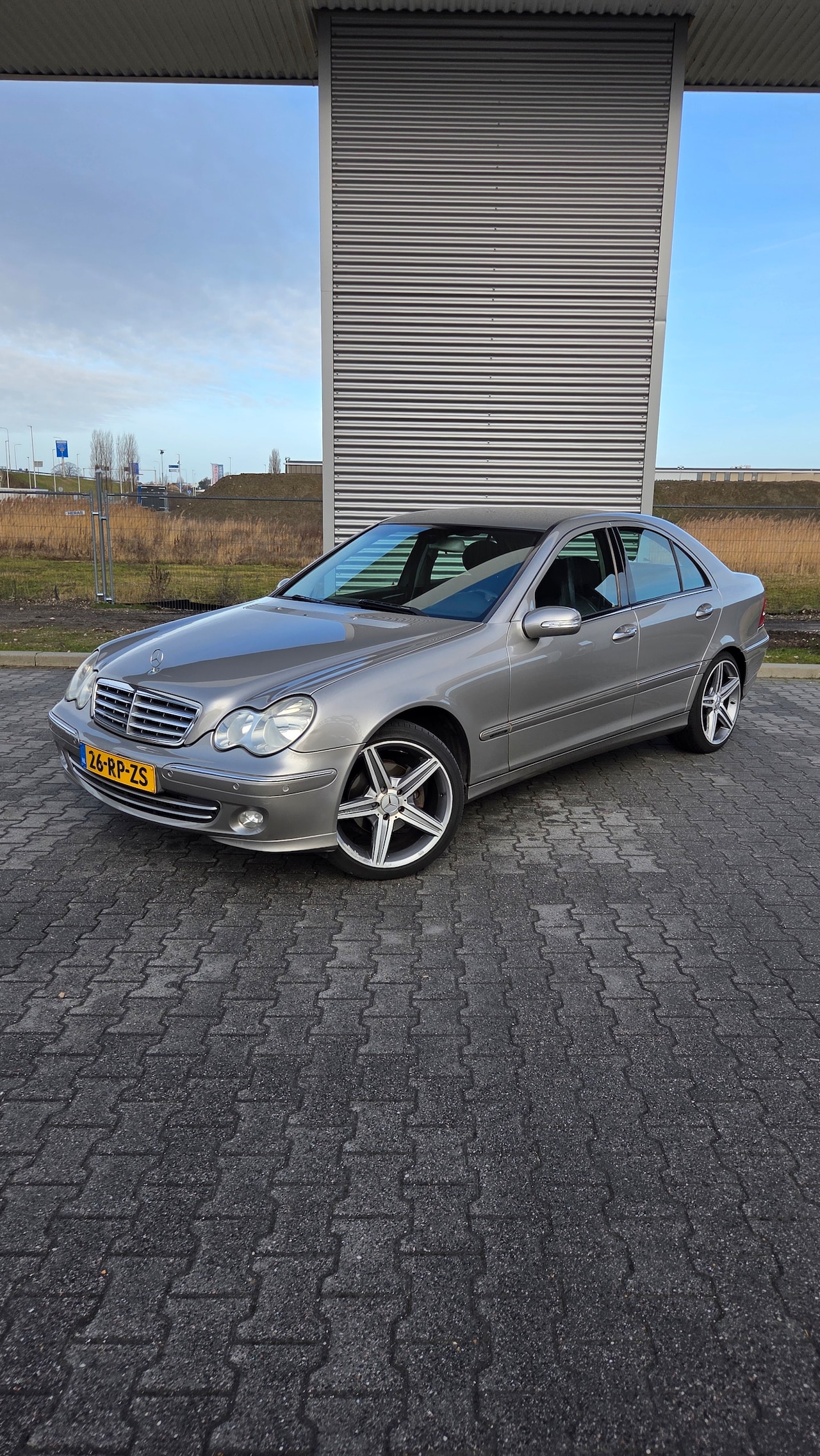 Mercedes-Benz C-klasse - 180 K. Elegance APK tot 12-03-2027 - AutoWereld.nl