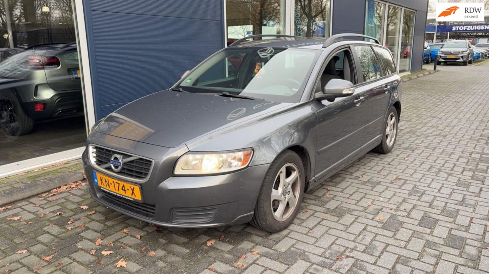 Volvo V50 - 1.6 D2 S/S Momentum 1.6 D2 S/S Momentum - AutoWereld.nl