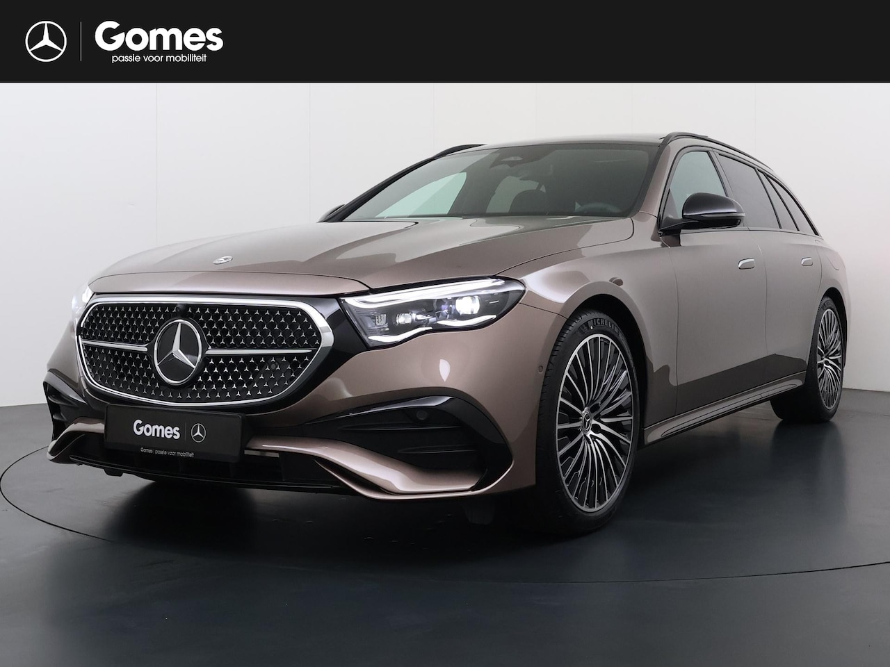 Mercedes-Benz E-klasse Estate - 300 e Business Solution AMG | Night Pakket | Trekhaak | Panoramadak | 360° Camera | Augmen - AutoWereld.nl