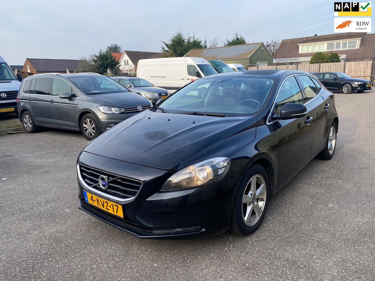 Volvo V40 - 1.6 D2 Momentum 1.6 D2 Momentum - AutoWereld.nl
