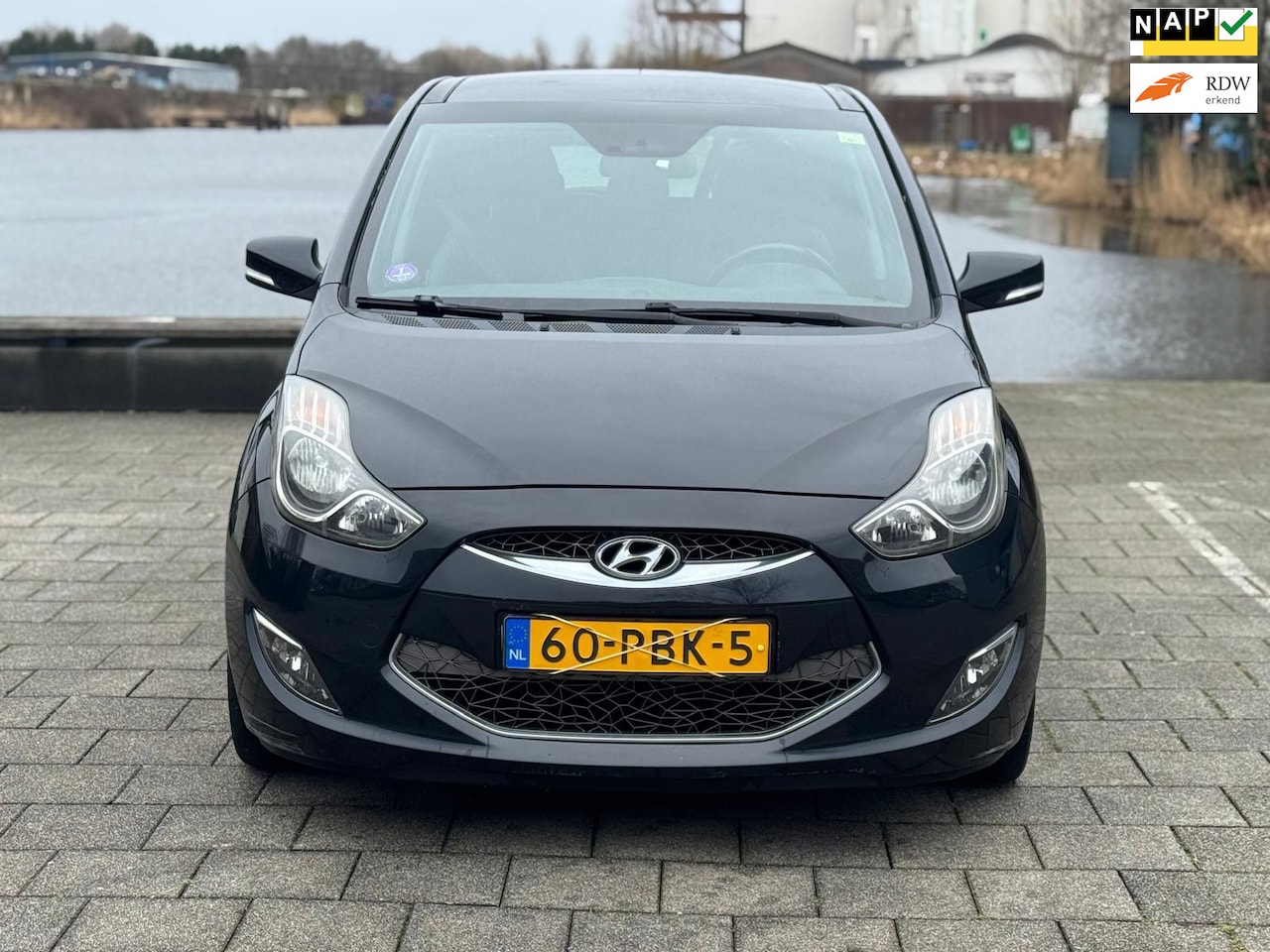 Hyundai ix20 - 1.4i i-Catcher 1.4i i-Catcher,1eigenaar/km.nap/cruise Controle/panorama dak/aluminium velgen/nieuwe apk - AutoWereld.nl