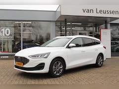 Ford Focus Wagon - 125PK HYBRID TITANIUM NAVI CRUISE CLIMA APPLE/ANDROID PARK-SENSOREN PRIVACY-GLASS LM-VELGE
