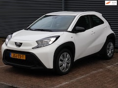 Toyota Aygo X - 1.0 VVT-i MT|Carplay|Camera|Keyless|Adaptive Cruise