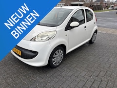 Peugeot 107 - 1.0-12V XR