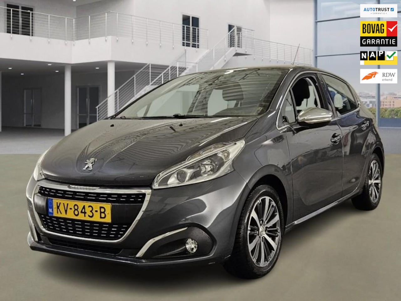 Peugeot 208 - 1.2 PureTech Allure 1e Eig. 43.200 km +NAP NL-auto - AutoWereld.nl