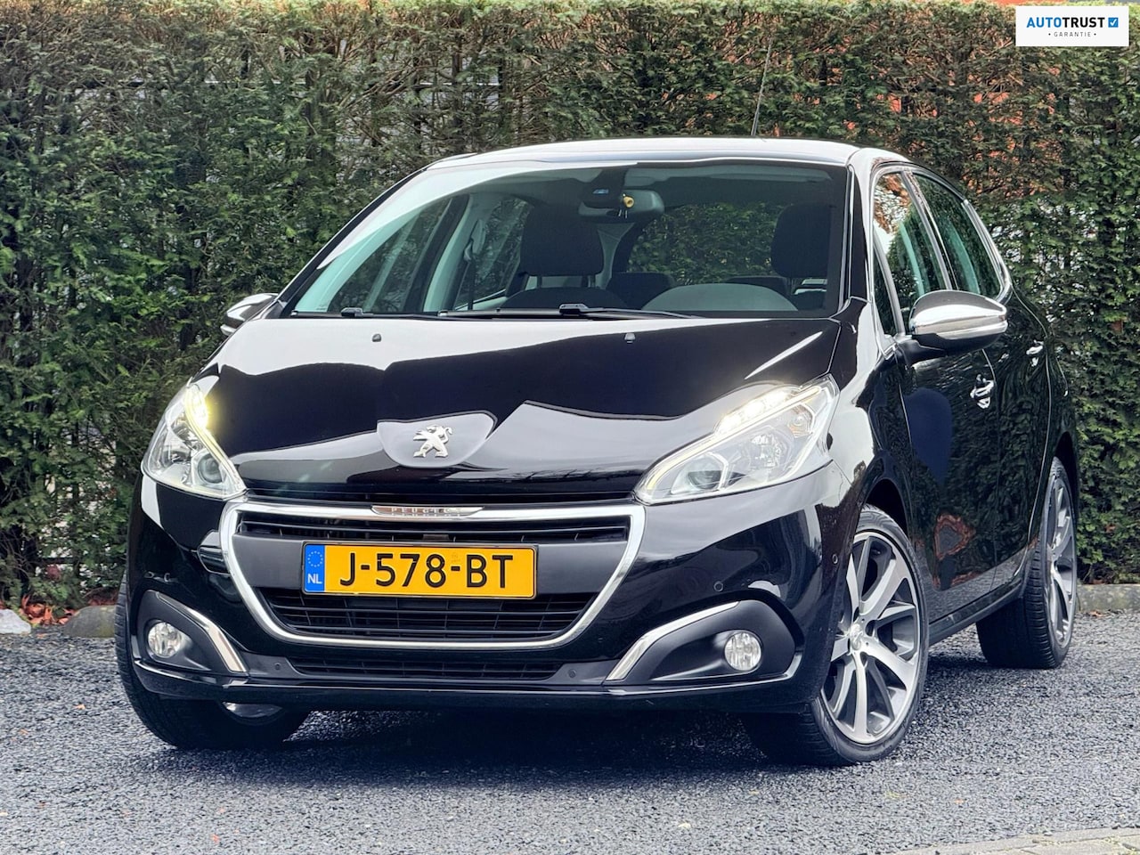 Peugeot 208 - 1.2 GT-line | DB -RIEM V.V | AUTOMAAT | RIJKLAAR! - AutoWereld.nl