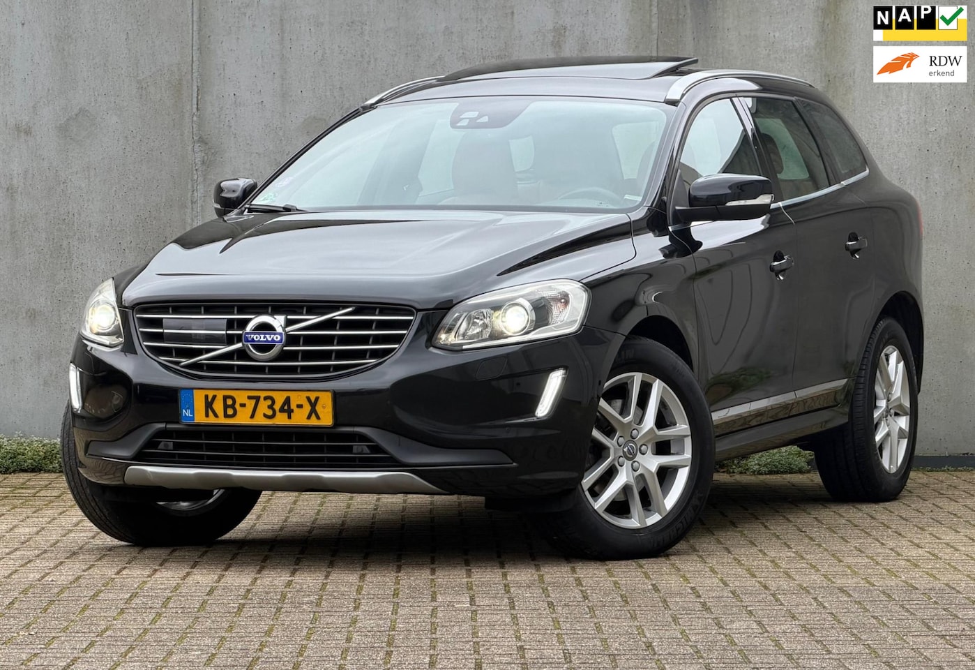 Volvo XC60 - 2.0 T5 FWD Nordic+Inscription Xenon Pano ACC BLIS - AutoWereld.nl