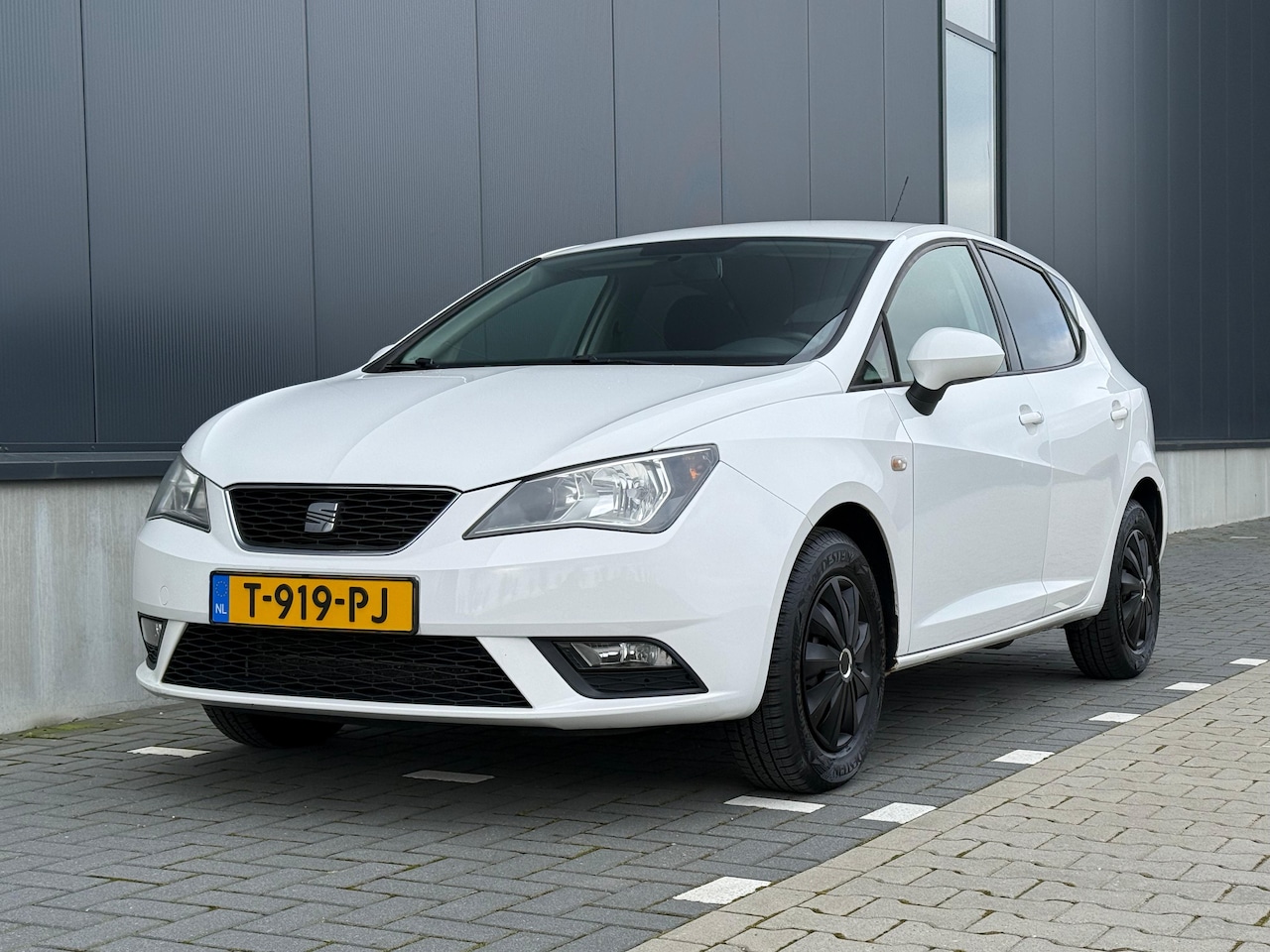SEAT Ibiza - 1.2 TSI Chill Out ECC Cruise Control nieuwe APK - AutoWereld.nl