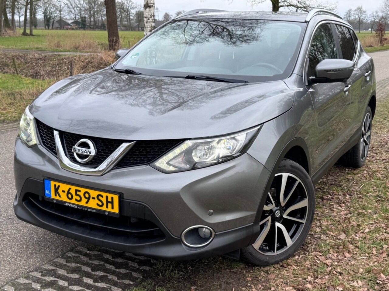 Nissan Qashqai - 1.6 / 163 PK / TEKNA / 19 INCH / STOELVERWARMING / HALF LEDER - AutoWereld.nl
