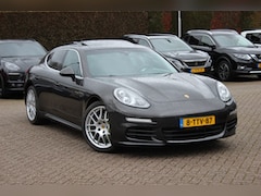 Porsche Panamera - 3.0 S E-Hybrid / Schuifdak / 360Camera / Sportchrono / Softclose / Intr.voorverwarming / 2