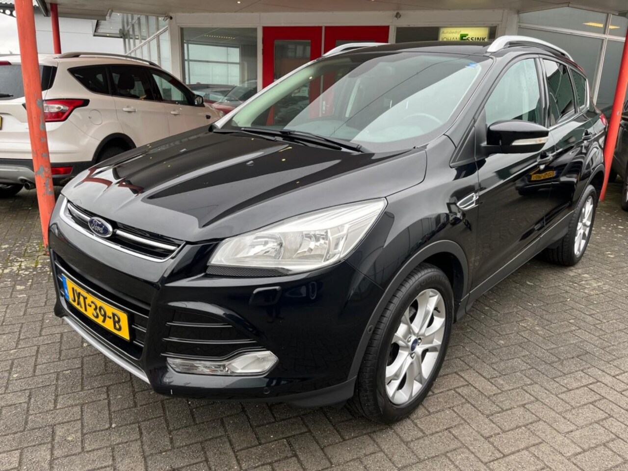 Ford Kuga - 1.6 EcoBoost Titanium Nieuwe Distributiriem met waterpomp - AutoWereld.nl