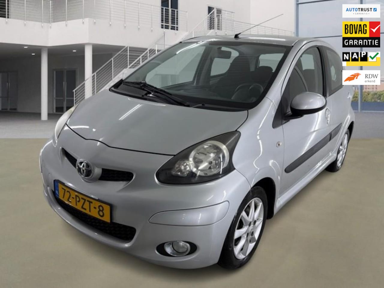 Toyota Aygo - 1.0-12V Comfort Navigator Automaat 1e Eig. 23.200 km +NAP - AutoWereld.nl