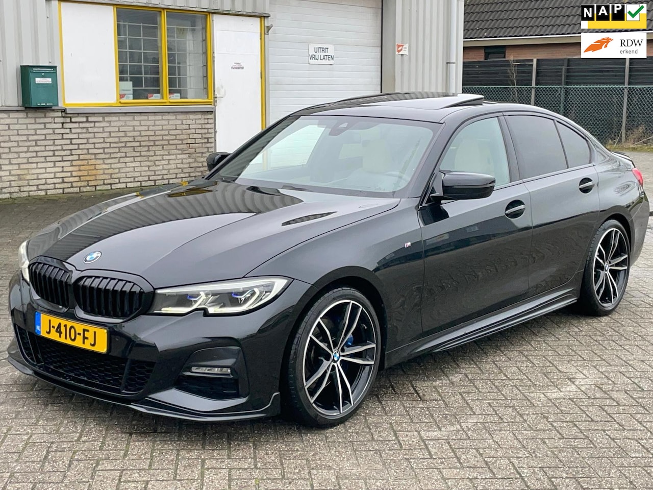 BMW 3-serie - 330i 259 PK AUT Bj 2019 High M-Sport Schuifdak Head-Up Keyless-Go Leder Virtual Display Sf - AutoWereld.nl
