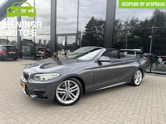 BMW 2-serie Cabrio - 220i M pakket |Clima|Stoelverwarming|Trekhaak|Leer|Navi