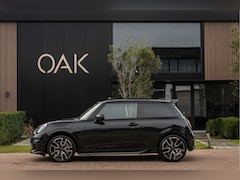 MINI Cooper - 1.5 C John Cooper Works M | Panorama | Leder | Head-Up | Camera | 18"LM | Midnight Black