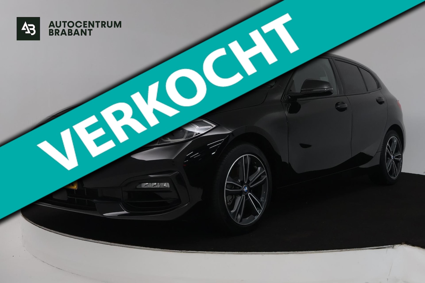 BMW 1-serie - 118i Executive Edition (SFEERVERLICHTING, DIGITALE COCKPIT, NAVIGATIE, PARKEERSENSOREN, CR - AutoWereld.nl