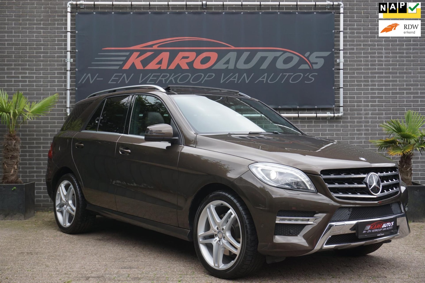 Mercedes-Benz M-klasse - 350 BlueTEC 4M Pano Leer Navi Cam VOL - AutoWereld.nl