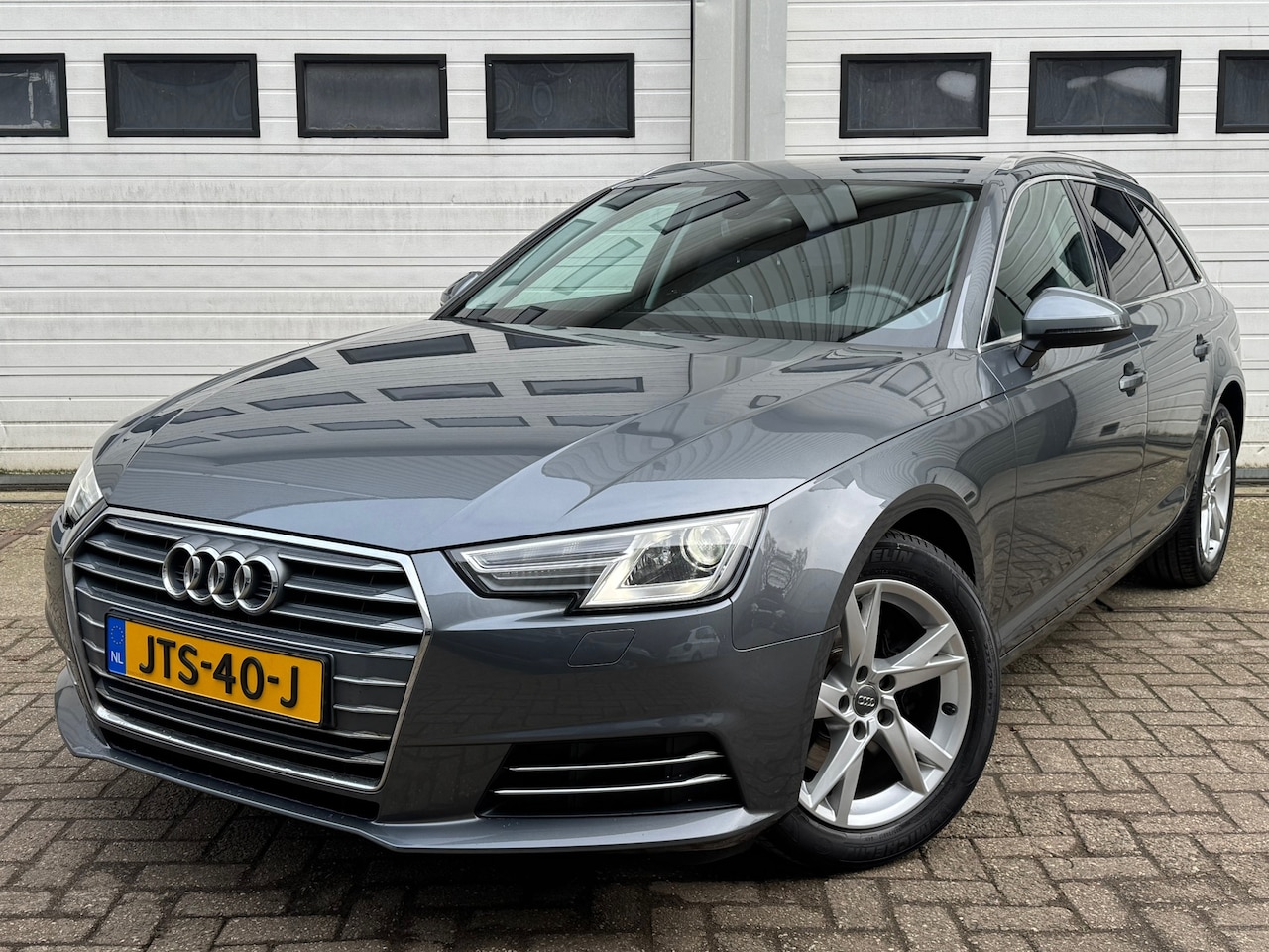 Audi A4 Avant - 1.4 TFSI Sport virtual/carplay/keyls/led/xenon/navi/select modus/audi pre sense/sfeerverli - AutoWereld.nl