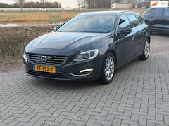 Volvo V60 - 2.0 D3 Summum