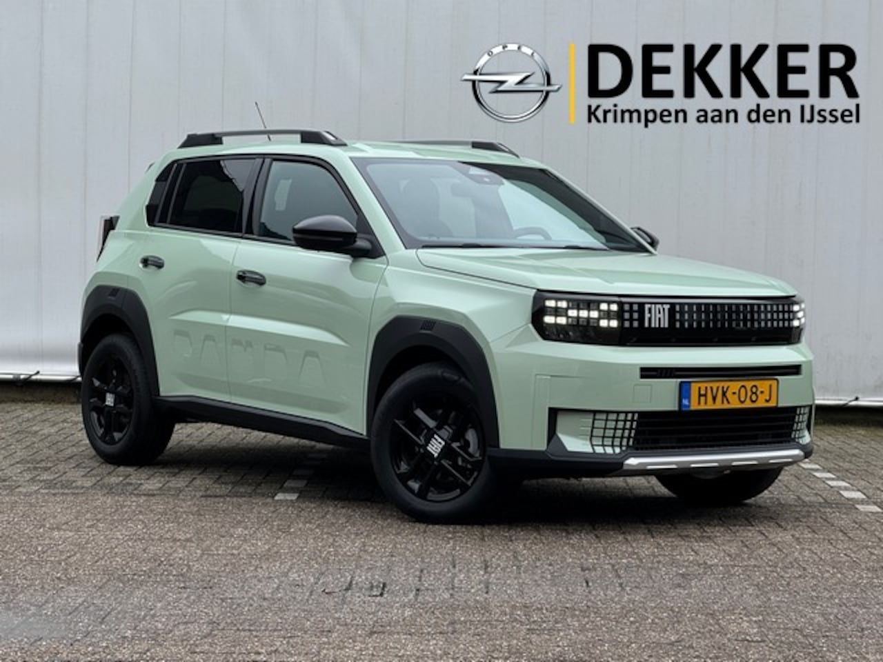 Fiat Grande Panda - 1.2 Hybrid ICON Automaat met Style Pack - AutoWereld.nl