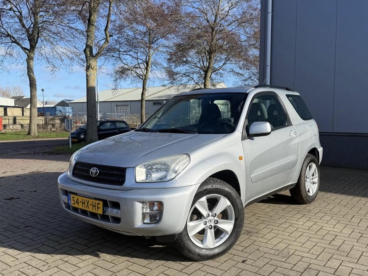 Toyota RAV4 - 1.8-16V VVT-i Luna 1.8-16V VVT-i Luna - AutoWereld.nl