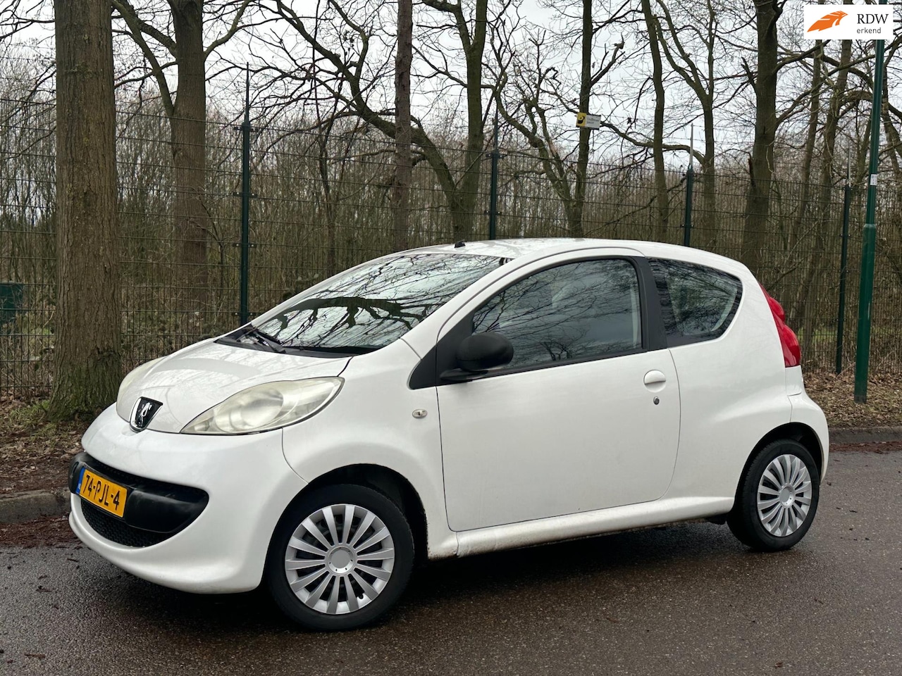 Peugeot 107 - 1.0-12V XR RIJDGOED/NWEAPK/INRUILKOOP/3DRS/ - AutoWereld.nl