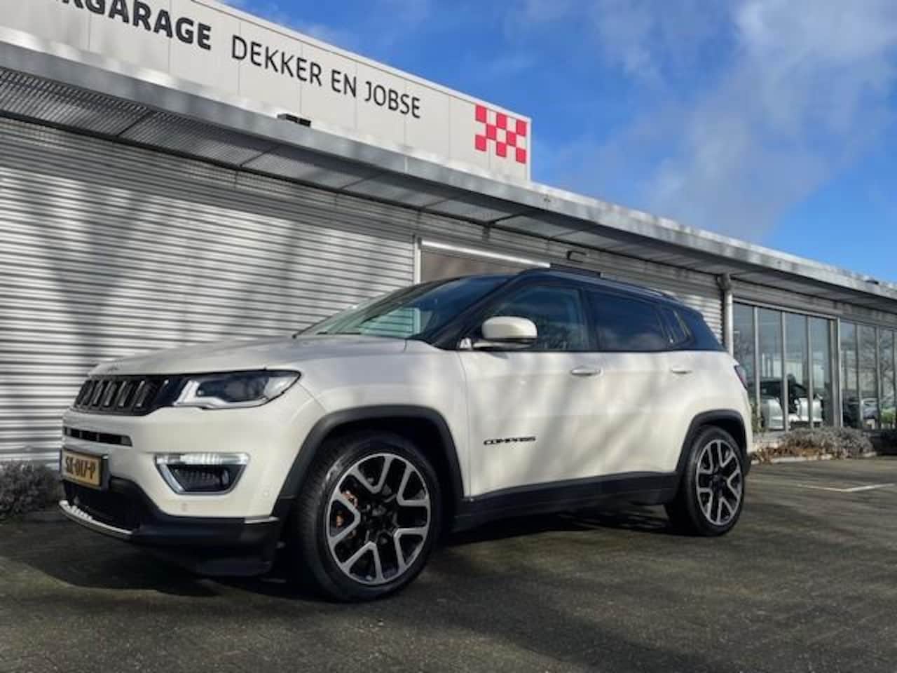 Jeep Compass - 1.4 MultiAir Limited 4x4 Automaat Camera Navi LED - AutoWereld.nl