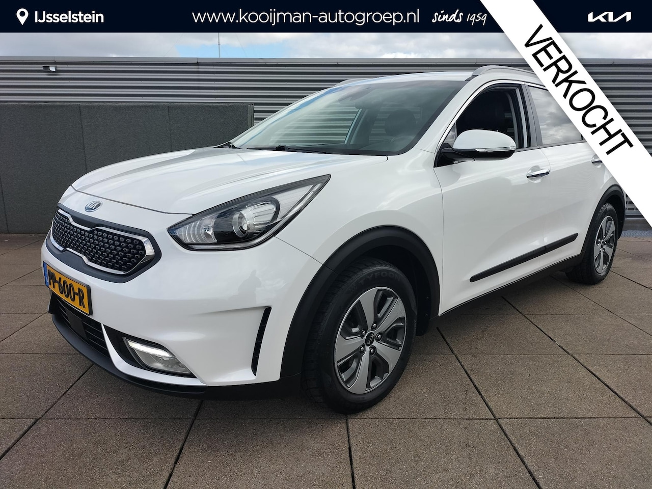 Kia Niro - 1.6 GDi Hybrid BusinessLine Camera / Navigatie / Leder / Trekhaak - AutoWereld.nl