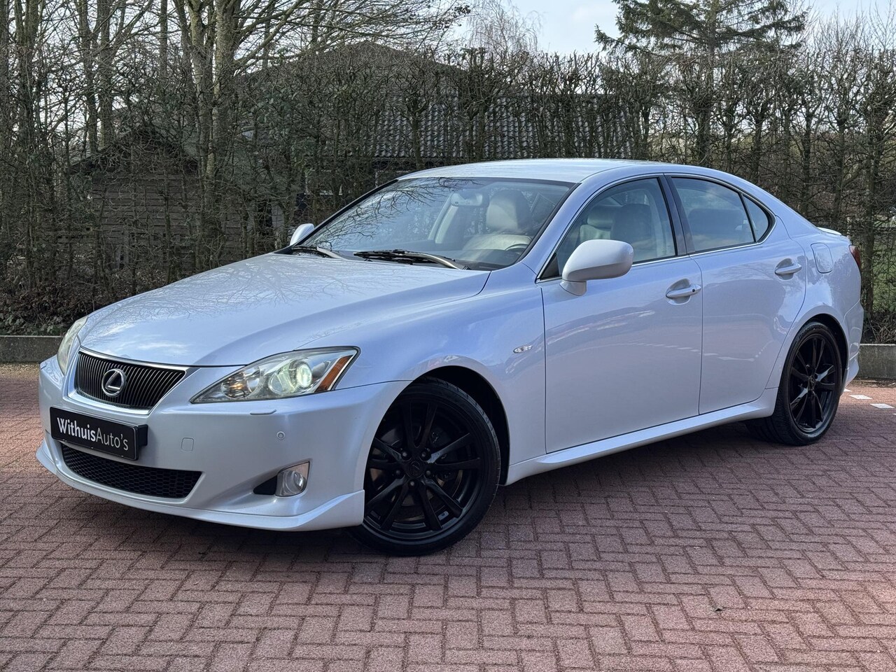 Lexus IS - 250 Sport Uniek DEALER ONDERHOUDEN - AutoWereld.nl