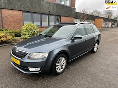 Skoda Octavia Combi - 1.0 TSI Greentech Ambition Business automaat Navi Boekjes N.A.P