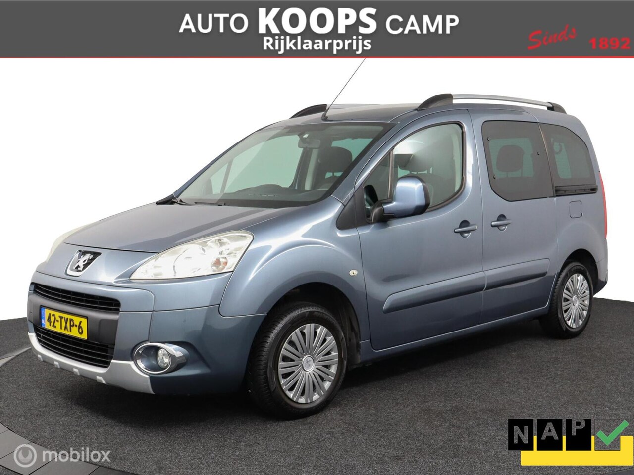 Peugeot Partner Tepee - 1.6 VTi Family | 5-Persoons | dubbele schuifdeur | Airco | Cruise | Trekhaak | all season - AutoWereld.nl