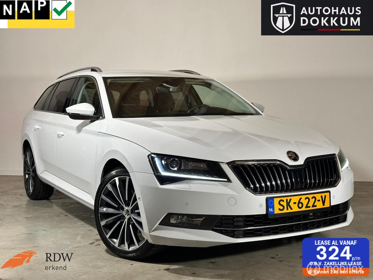 Skoda Superb Combi - 2.0 TDI Canton/Stoelverwarming/Keyless go - AutoWereld.nl