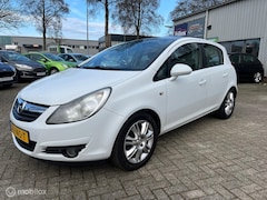 Opel Corsa - 1.2-16V Sport / Pano