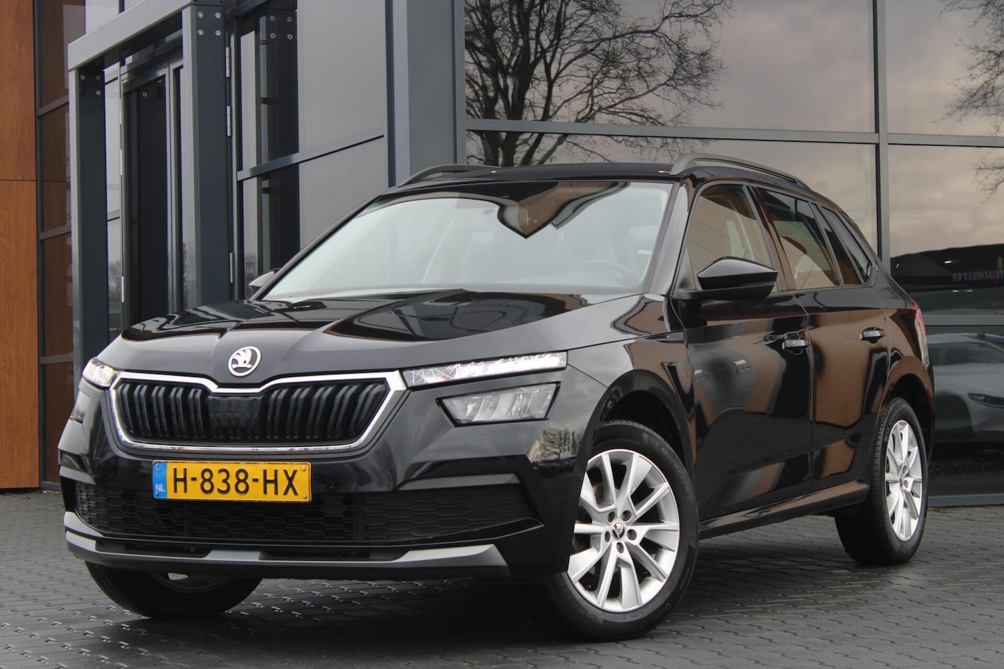 Skoda Kamiq - 1.0 TSI Ambition | PDC | Navi | Virtual Cockpit - AutoWereld.nl