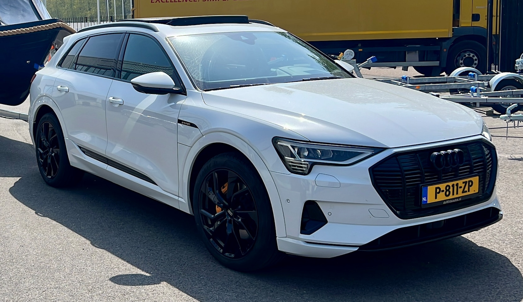 Audi e-tron - e-tron Pro Line Plus e-tron 55 S line + Unieke + BTW auto + Garantie - AutoWereld.nl