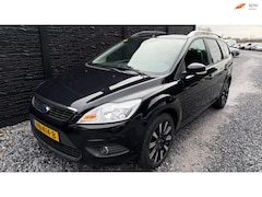 Ford Focus Wagon - 1.6 Trend Elect ramen, APK t/m 01-2027, Airco, LM Velgen 17' HAlf leder bekleding