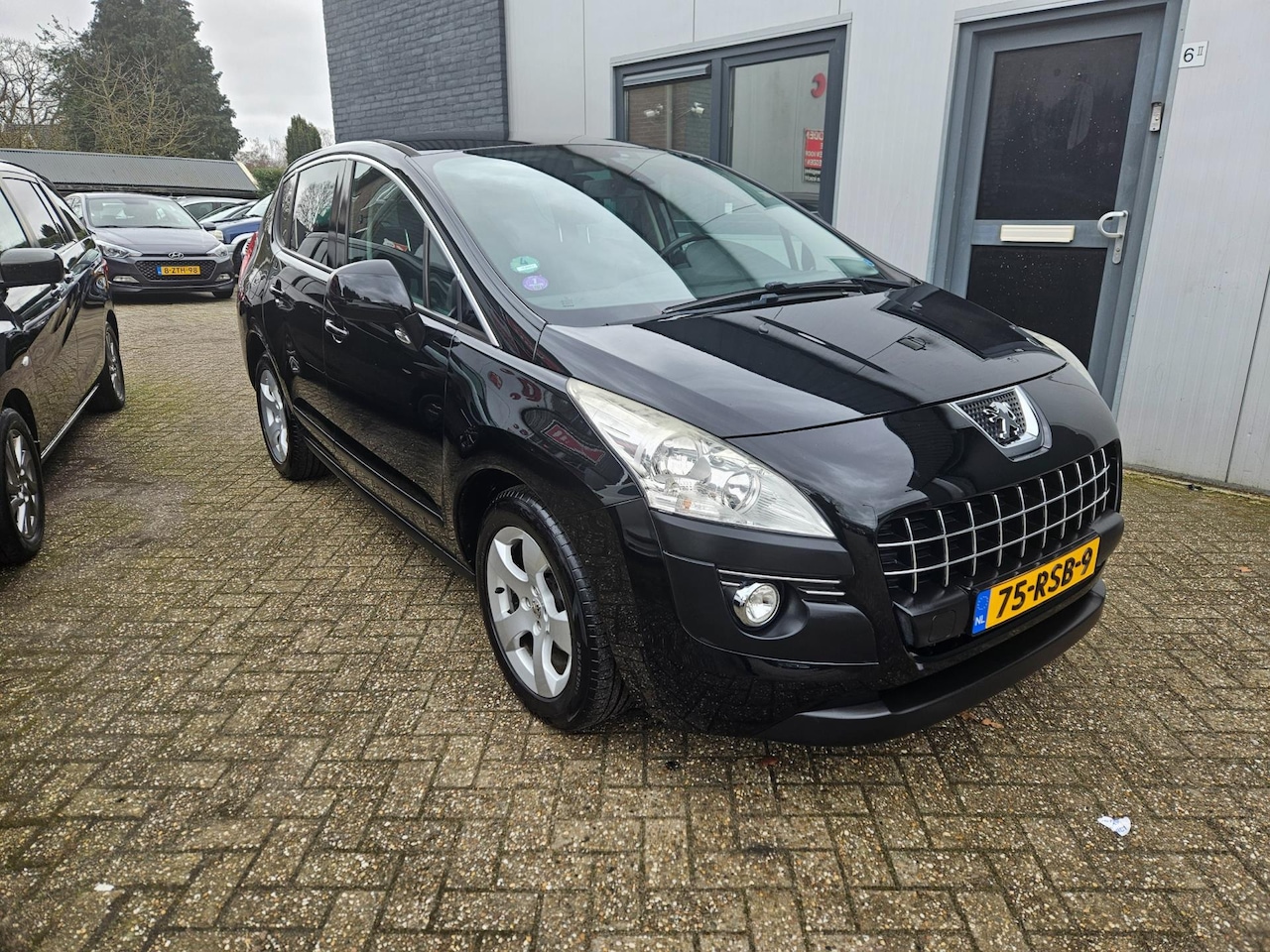 Peugeot 3008 - 1.6 VTi ST 2011 Zwart |Airco|Cruise - AutoWereld.nl