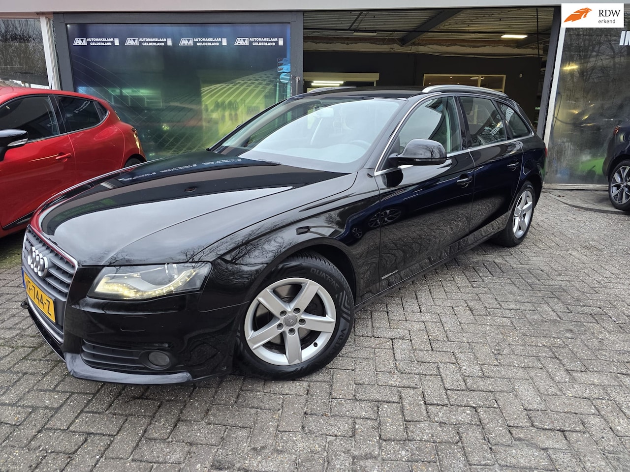 Audi A4 Avant - 1.8 TFSI |AUTOMAAT | 12MND GARANTIE | NAVI | CRUISE | TREKHAAK | - AutoWereld.nl