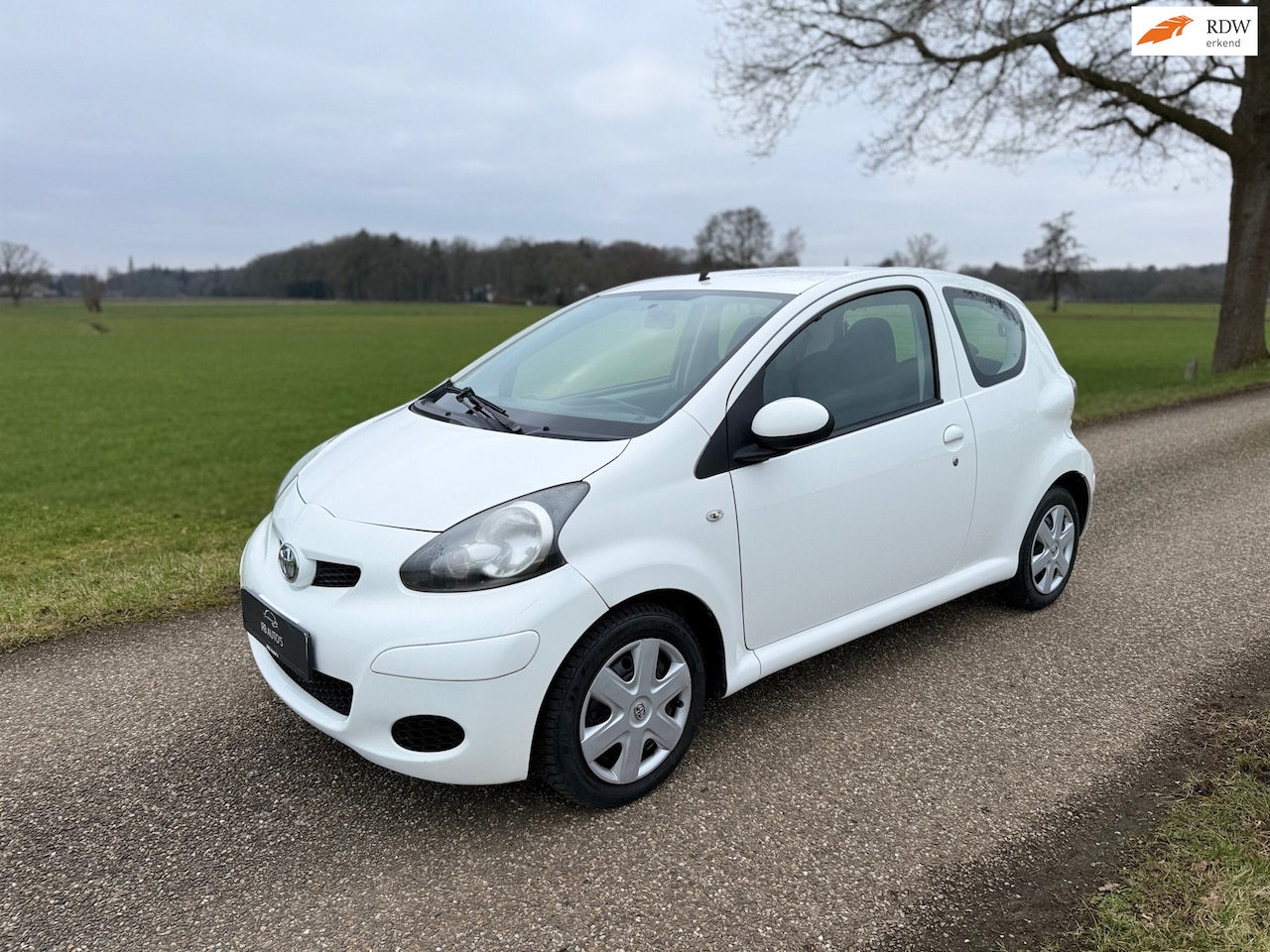 Toyota Aygo - 1.0-12V AIRCO / ELEK. RAMEN / NIEUWE APK - AutoWereld.nl