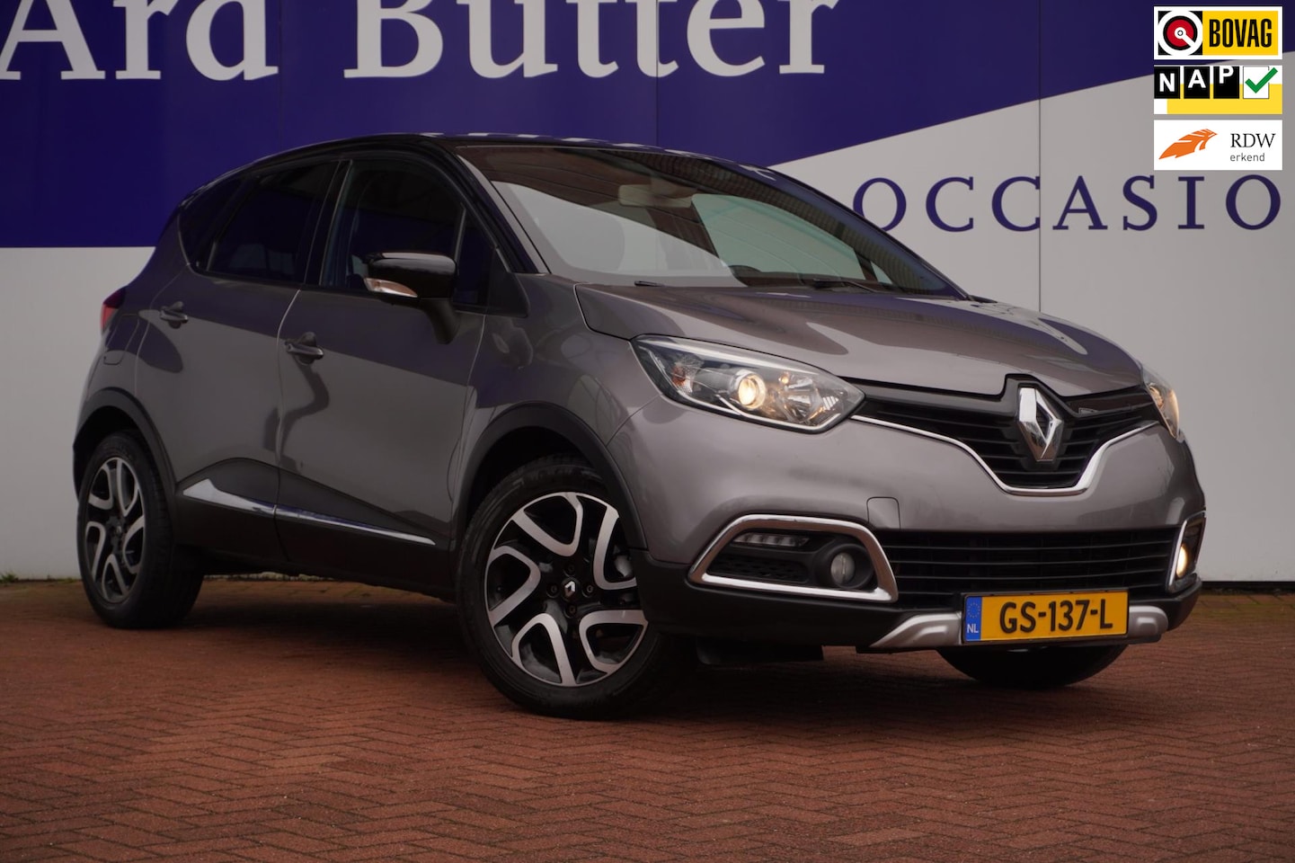 Renault Captur - 0.9 TCe Helly Hansen / Navigatie / Cruise / Airco / ORIG-NL / = SUPER !! - AutoWereld.nl