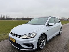 Volkswagen Golf - 1.5 TSI Highline DSG 2x R line PANO VIRTUAL