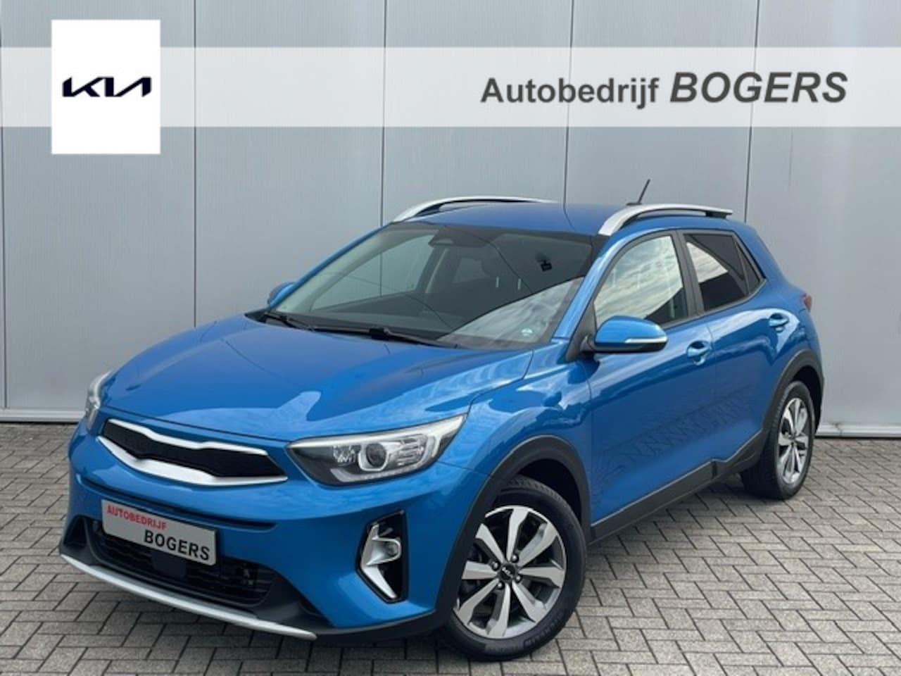 Kia Stonic - 1.0 T-GDi MHEV DynamicPlusLine Navigatie ( Apple Carplay/Android auto), Climate Control, C - AutoWereld.nl