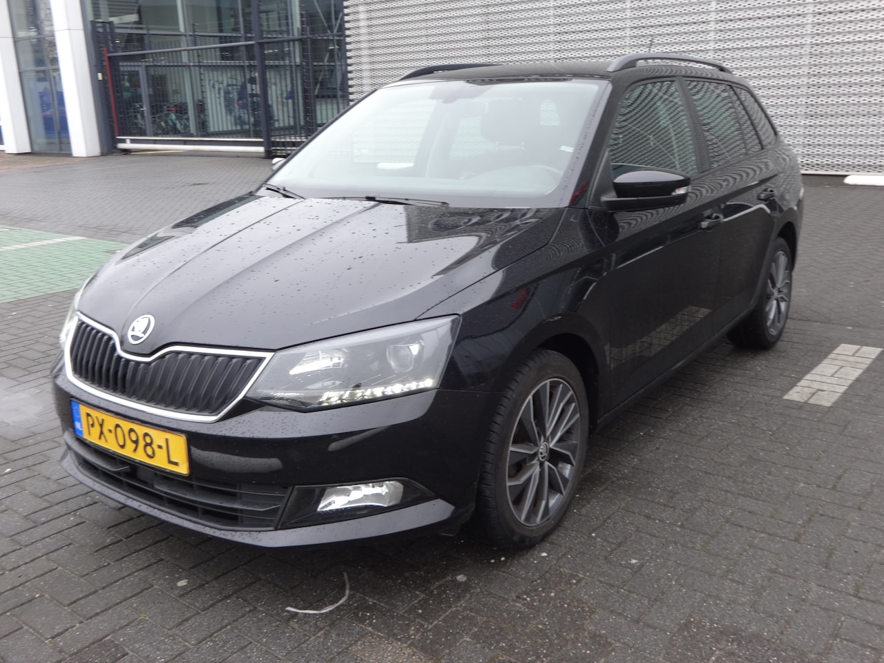 Skoda Fabia Combi - 1.0 TSI Drive 2018 Cruise Navi Airco 109dkm NAP - AutoWereld.nl